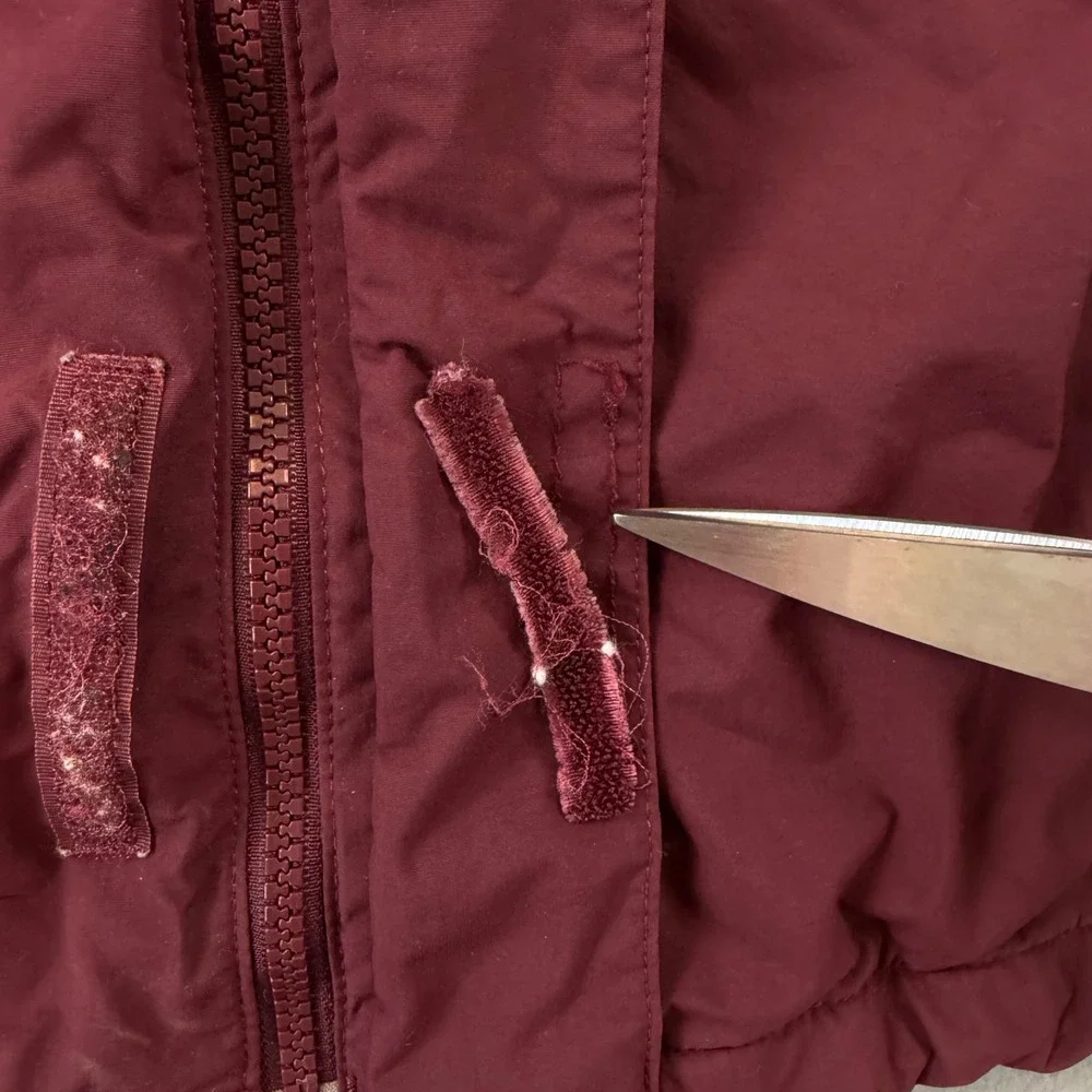 The North Face Mens XL Hooded Windbreaker Jacket Burgundy Black Full Zip Shell